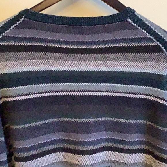 Canali Men’s Sweater Sized 50 Made in Italy - Picture 3 of 4